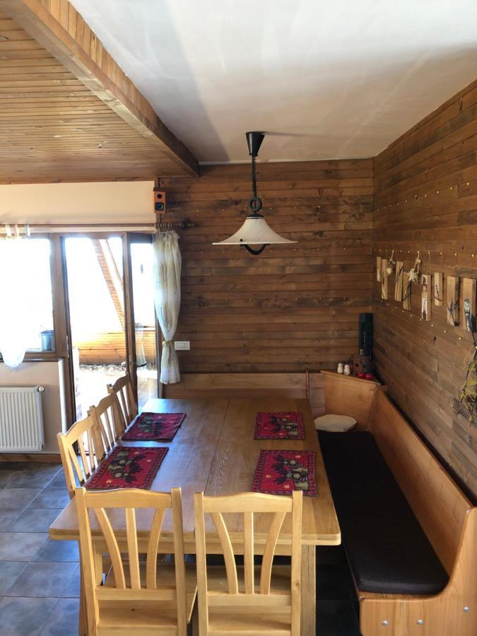 Petroşani Birdshouse Parang מראה חיצוני תמונה